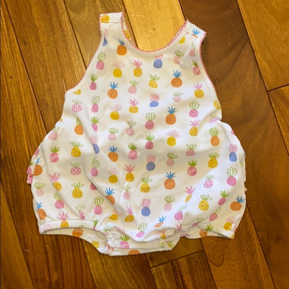 Kissy kissy pineapple ruffle bubble 9months